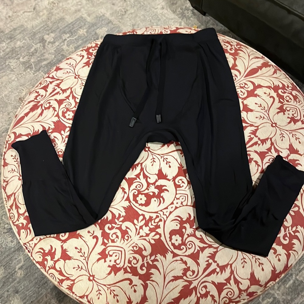 Alo Yoga pants